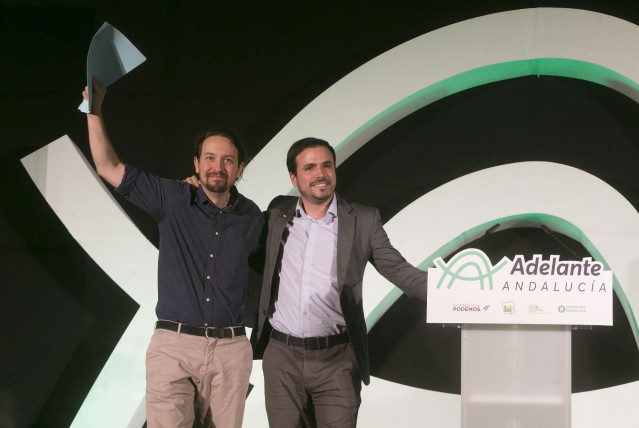Pablo Iglesias y Alberto Garzón, en un acto de campaña en Córdoba