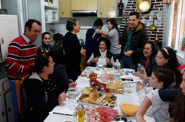 En Alhaurín el Grande (Málaga), el presidente del PP-A y candidato a la Preside