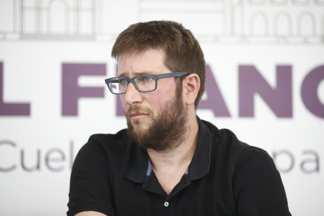Presentación de la propuesta de Podemos Exhumar el franquismo. Recuperemos el Va