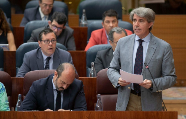 El presidente de la Comunidad de Madrid, Ángel Garrido, en la Asamblea