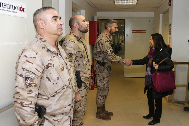 La ministra de Defensa, Margarita Robles, en Afganistán
