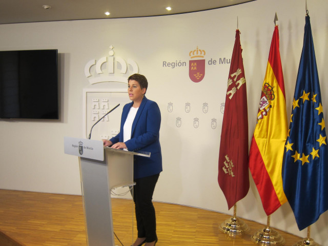 La portavoz del Gobierno regional, Noelia Arroyo, en la rueda de prensa