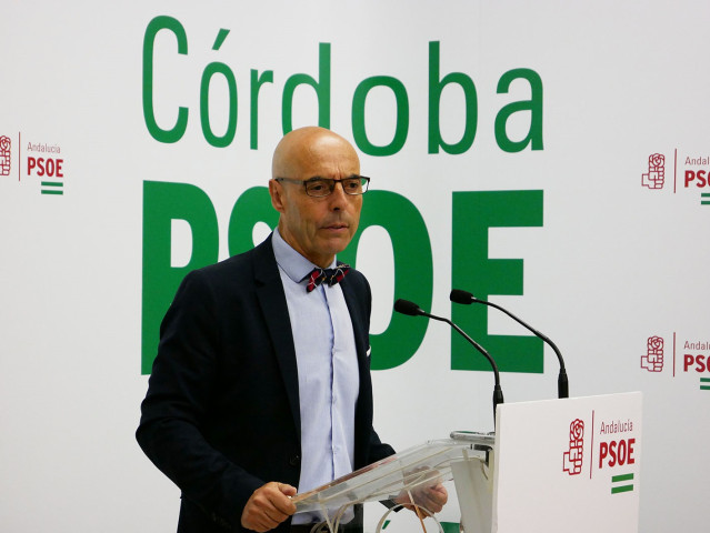 Antonio Hurtado en la sede del PSOE de Córdoba