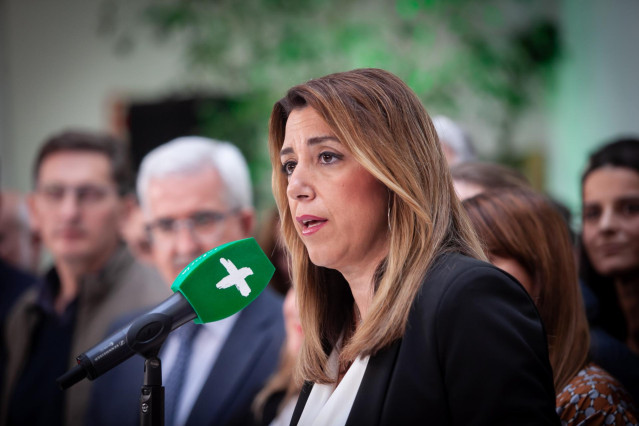 En Sevilla, la secretaria general del PSOE-A, Susana Díaz, participa en la reuni
