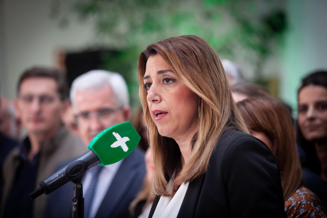 En Sevilla, la secretaria general del PSOE-A, Susana Díaz, participa en la reuni