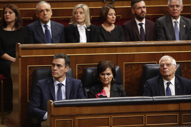 Los Reyes Felipe y Letizia, acompañados por los eméritos don Juan Carlos y doña
