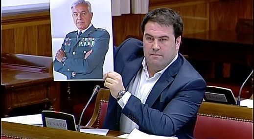 El senador de Bildu Jon Iñarritu en el Senado