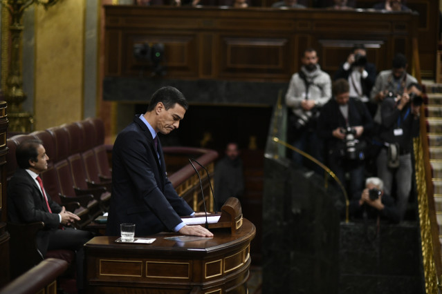Pedro Sánchez comparece en el Congreso para informar de la situación en Cataluña