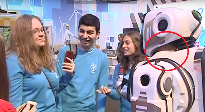 Robot ruso falso