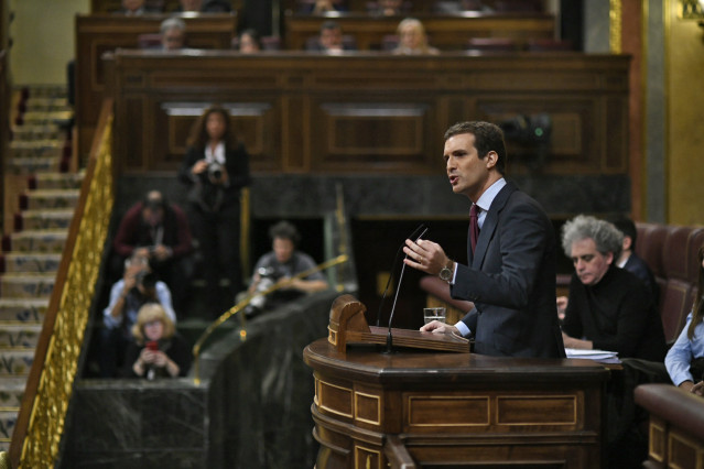 Pedro Sánchez comparece en el Congreso para informar de la situación en Cataluña