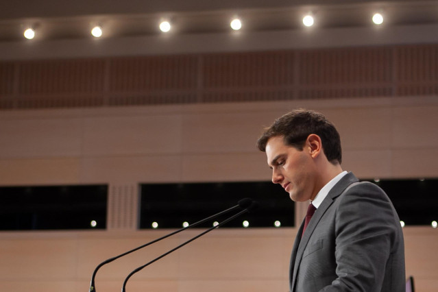 El presidente de Ciudadanos (Cs), Albert Rivera, participa en un desayuno-coloqu