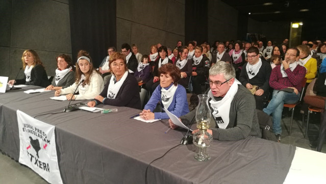 Rueda de prensa de Etxerat en Bilbao