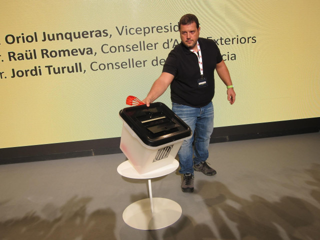 Urnas para el referéndum del 1-O