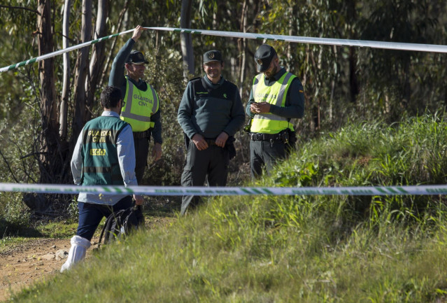 Efectivos de la Guardia Civil tras aparecer el cadáver de Laura Luelmo.