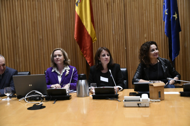 Reunión del Grupo Parlamentario Socialista en el Congreso para explicar los Pres