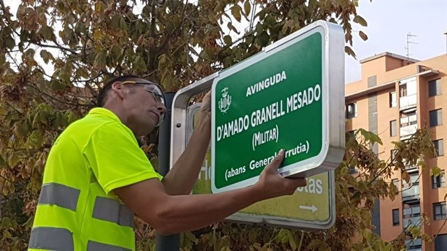 Imagen de archivo del cambio de una calle franquista en València