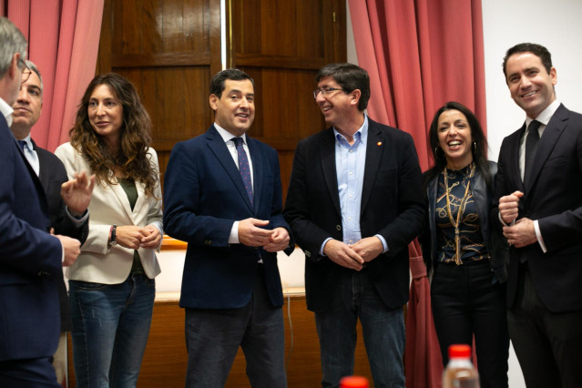 Reunión de representantes de PP-A y Ciudadanos en el marco de la negociación del