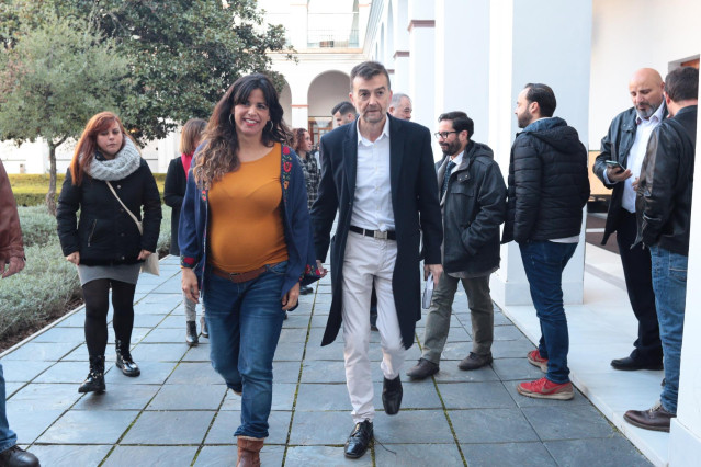 Teresa Rodríguez y Antonio Maíllo