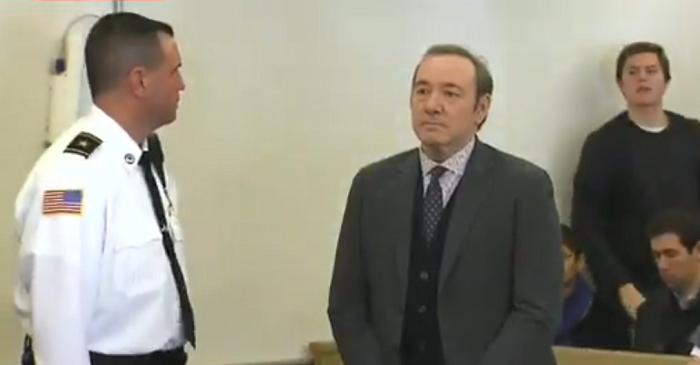 Kevin Spacey durante la vista preliminar por acoso sexual