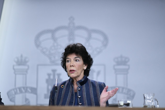 Rueda de prensa tras al Consejo de Ministros en el que se estudió, entre otros t