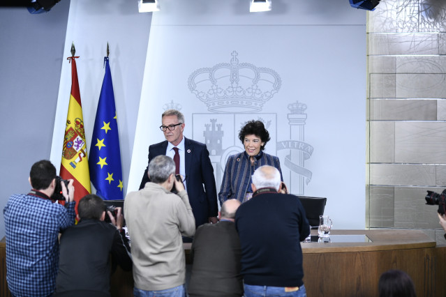 Rueda de prensa tras al Consejo de Ministros en el que se estudió, entre otros t