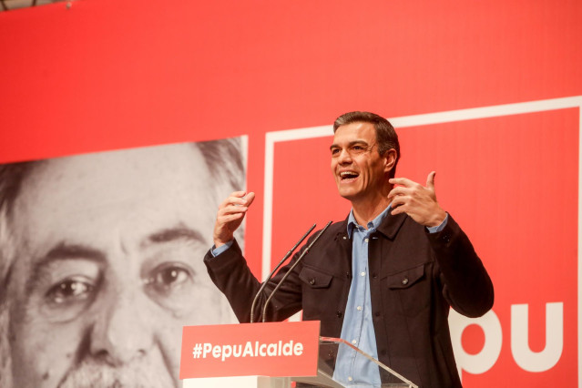 Acto en el que Pepu Hernández se presenta como posible candidato del PSOE al Ayu