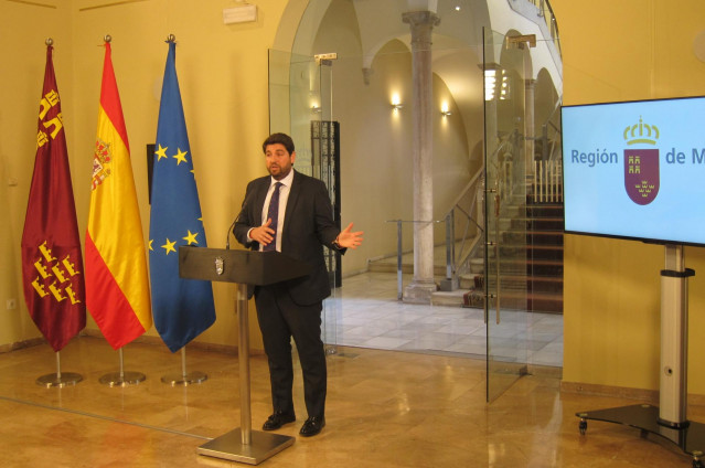 Fernando López Miras,durante la rueda de prensa