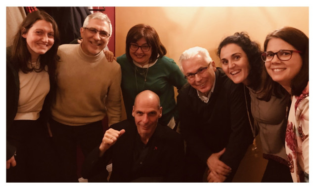 Gaspar Llamazares, Baltasar Garzón, Montserrat Domínguerz y otros miembros de Ac