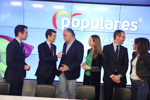 Reunión de la Junta Directiva Nacional del PP para planificar la campaña de las