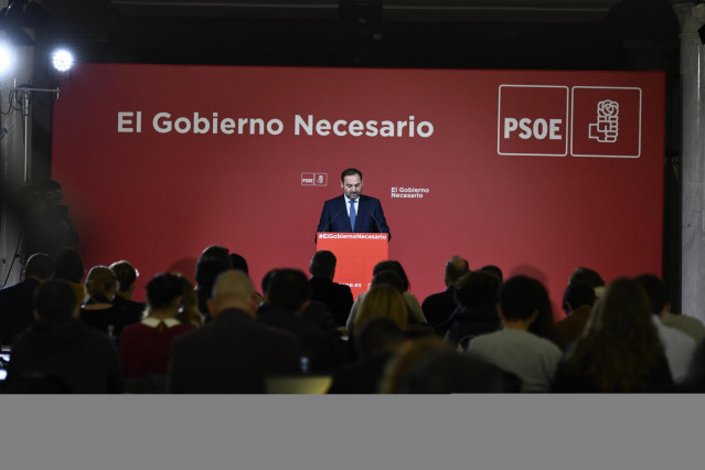 Reunión de la Ejecutiva Federal del PSOE para planificar la campaña de las gener