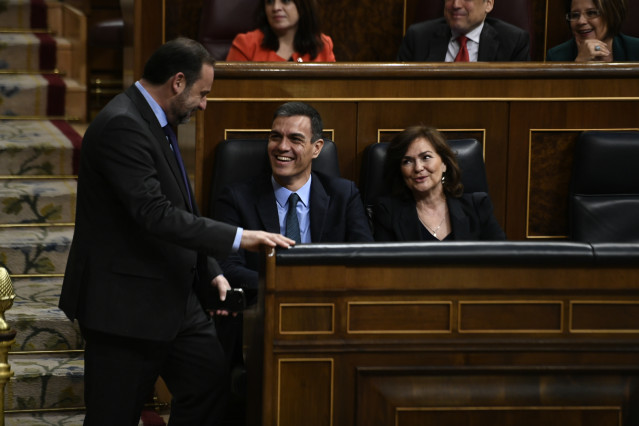 Ministro de Fomento, José Luis Ábalos, en el Pleno del Congreso