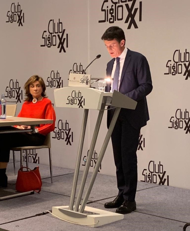 Manuel Valls en el Club Siglo XXI