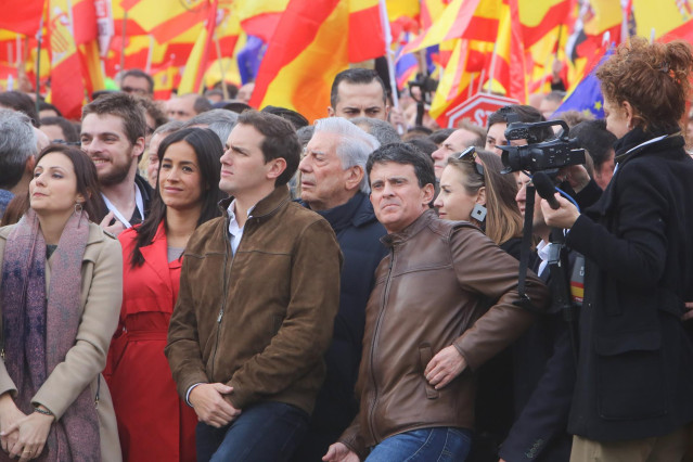 Concentración en la Plaza de Colón (Madrid) bajo el lema 'Por una España unida'