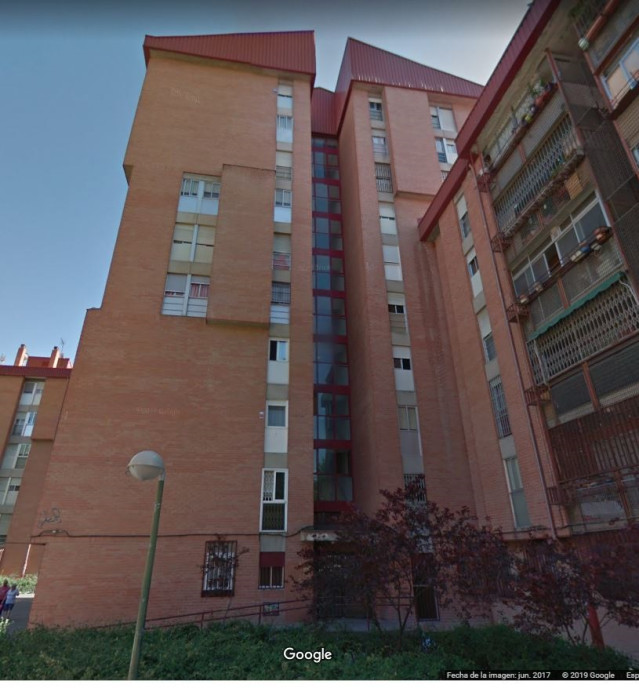 Muere un hombre en el incendio de un octavo piso en Villa de Vallecas