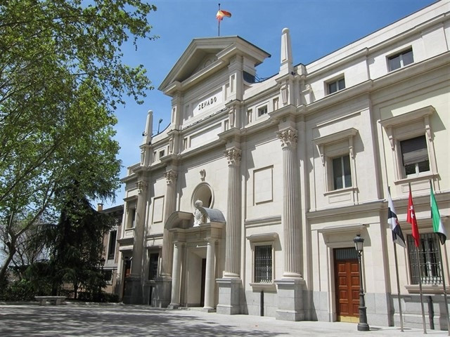 Escritores como Eslava Galán o Pérez Henares viajarán por la historia de España