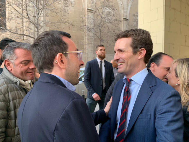Casado defiende que la su ley de lenguas facilitará que 