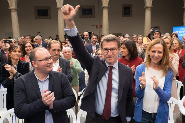 AV.- Feijóo, a los 10 años de su primera victoria, ensalza que el PP es 