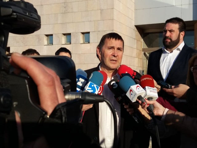 Otegi califica a Arzalluz de 