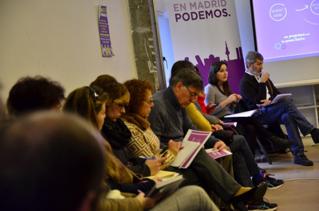 Julio Rodríguez con colectivos sociales