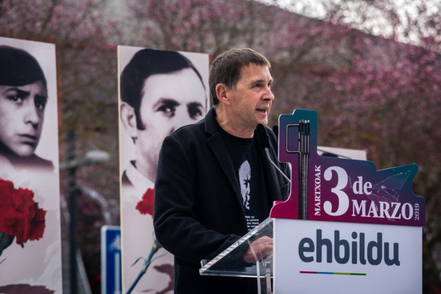 Otegi propone una coalición progresista de 