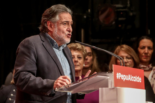 Acto en el que Pepu Hernández se presenta como posible candidato del PSOE al Ayu