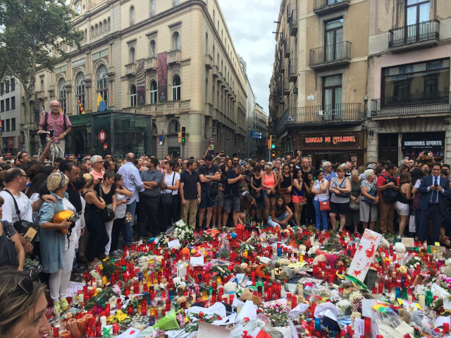 Homenaje a las víctimas del atentado de Barcelona
