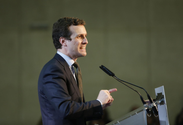 Firma del acuerdo entre el Partido Popular y Foro Asturias para las elecciones g
