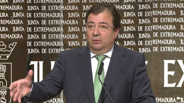 Vara respeta el adelanto electoral en Valencia y replica a Monago que Extremadur