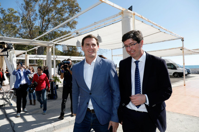 El presidente de Ciudadanos, Albert Rivera; y el vicepresidente de la Junta, Jua