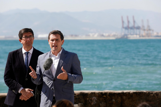 El presidente de Ciudadanos, Albert Rivera; y el vicepresidente de la Junta, Jua