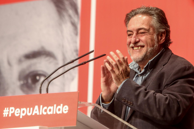 Acto en el que Pepu Hernández se presenta como posible candidato del PSOE al Ayu