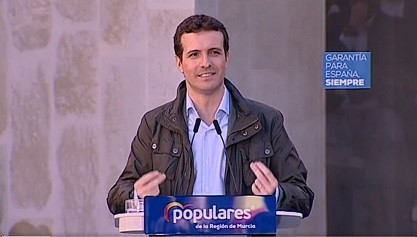 AMP.- Casado promete una Ley de Apoyo a la Maternidad que ayude a las mujeres  a