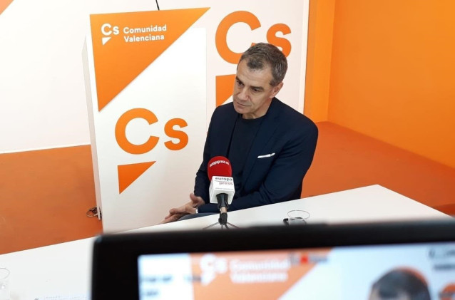 Cantó se ve como presidente de la Generalitat, no pactaría 