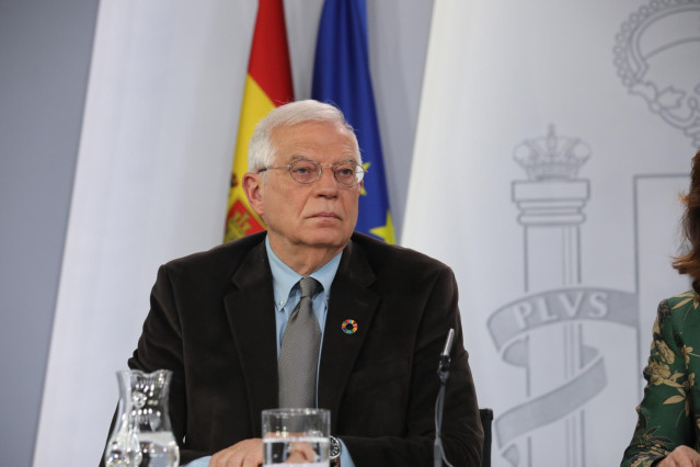 España.- Borrell: Si se vuelve a negociar con el independentismo hay que exigir